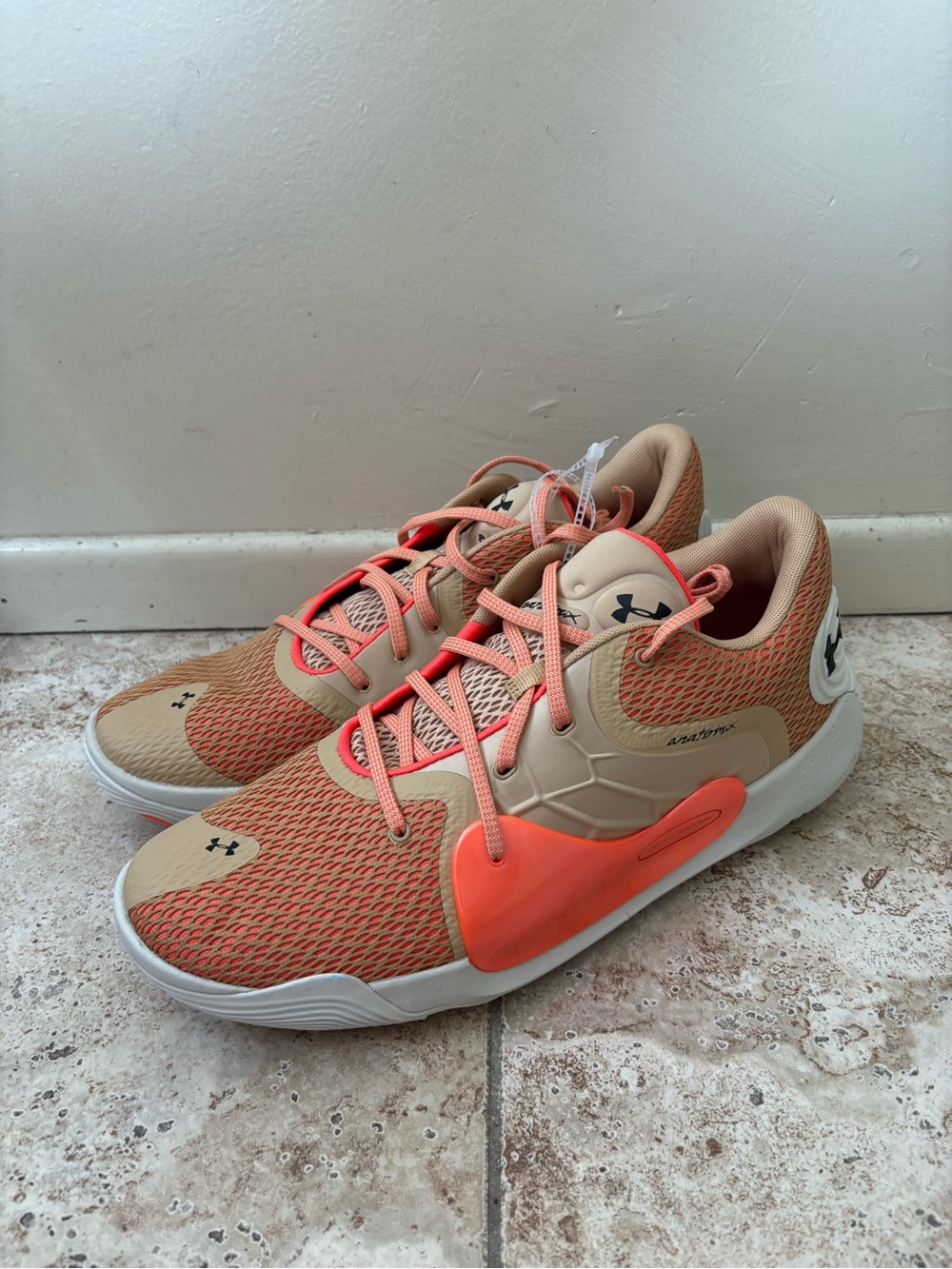 Under Armour Anatomix Spawn 2 Orange Gum 3024058-200 Size 15